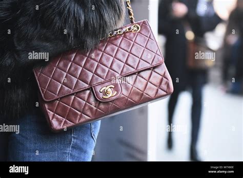 buy chanel bag in milan|is chanel cheaper in italy.